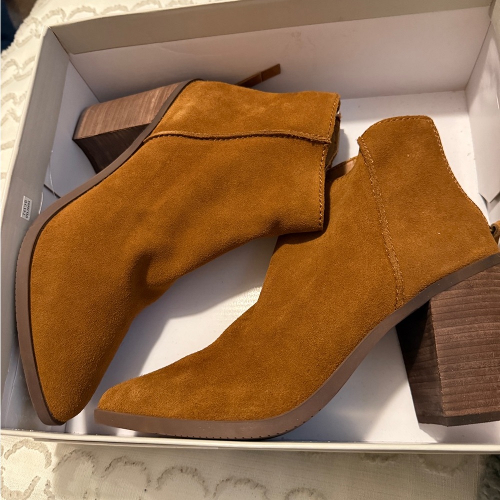 Suede Ankle Boots in Tan